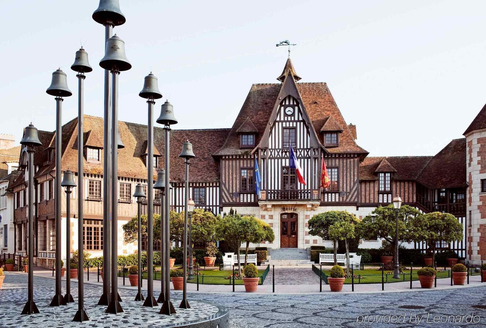 Mercure Deauville Centre Bagian luar foto